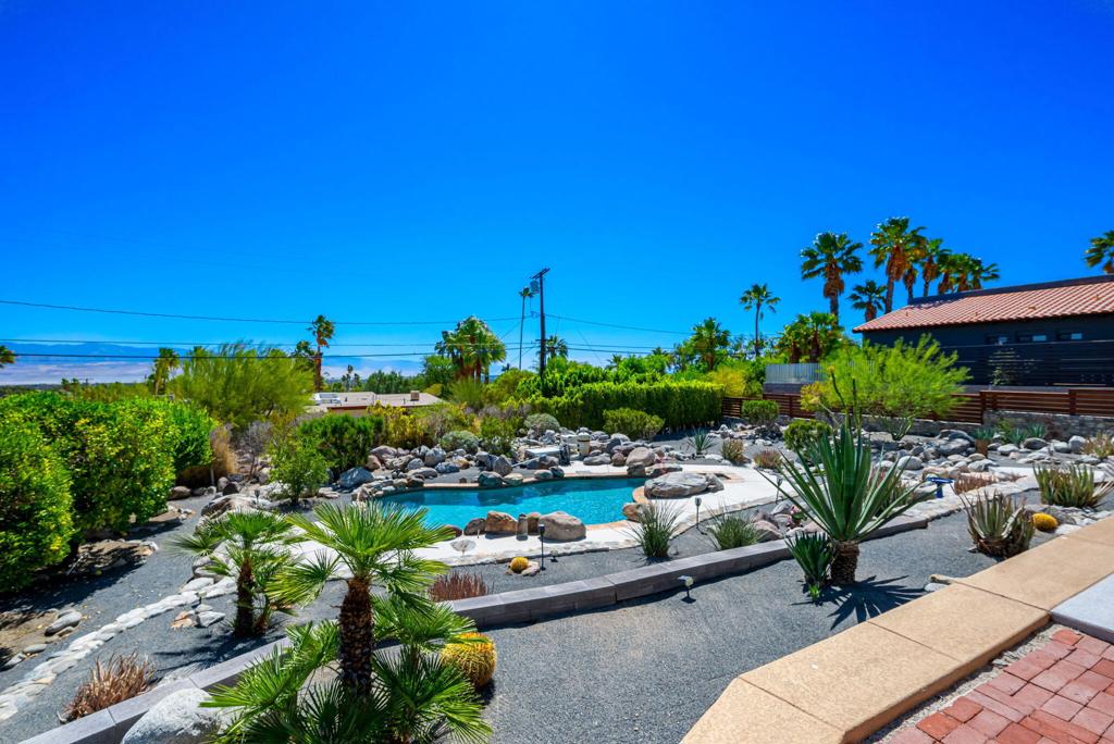 2360 N Palermo Drive