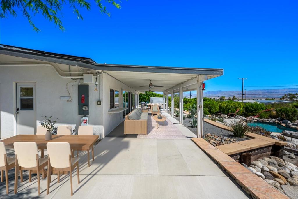 2360 N Palermo Drive