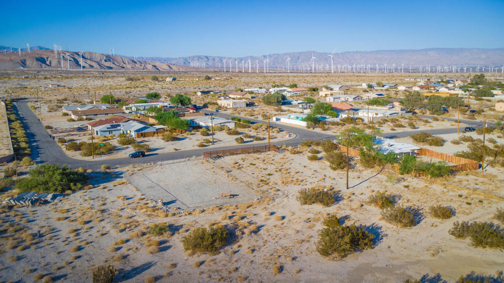 59731 Palm Oasis Avenue