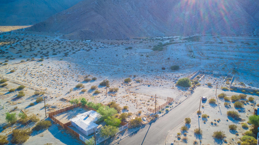 59731 Palm Oasis Avenue