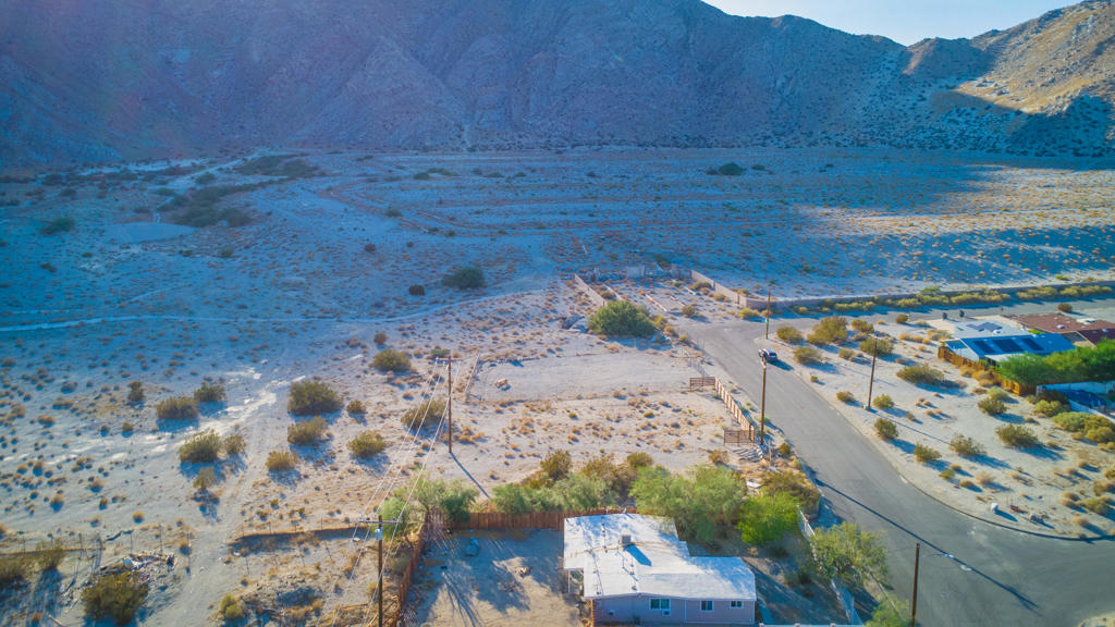 59731 Palm Oasis Avenue