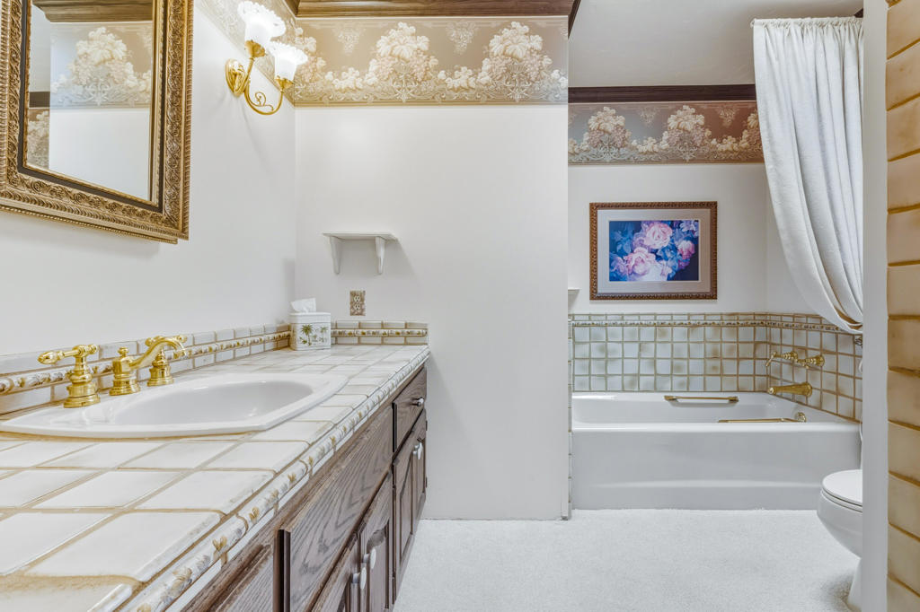 11019 Muirfield Drive