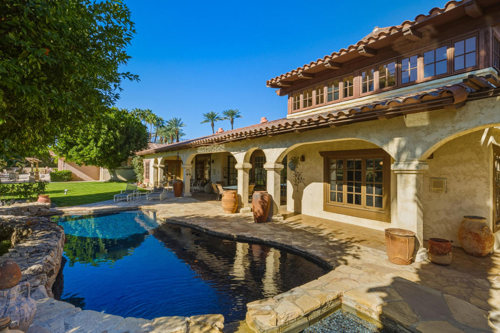 11019 Muirfield Drive