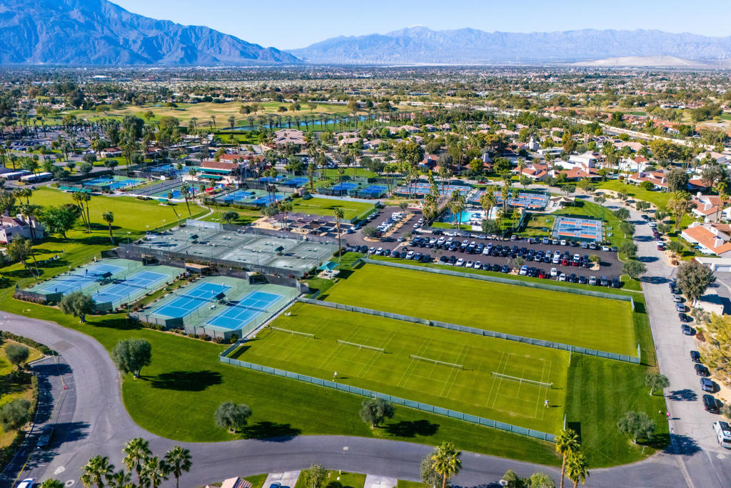 11019 Muirfield Drive