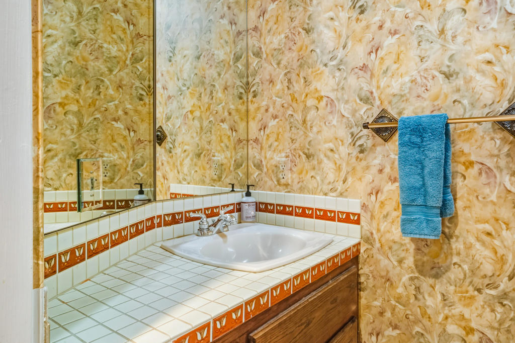 11019 Muirfield Drive