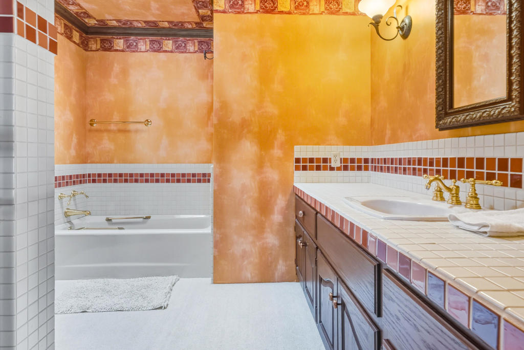 11019 Muirfield Drive