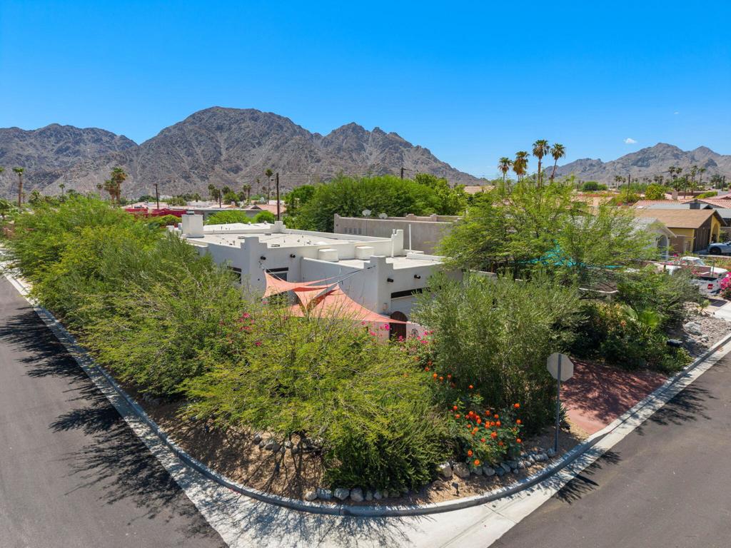 54020 Avenida Cortez
