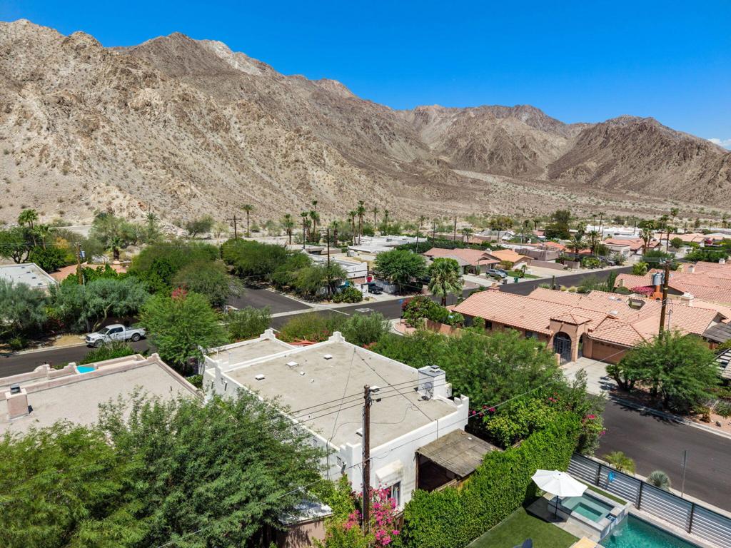 54020 Avenida Cortez