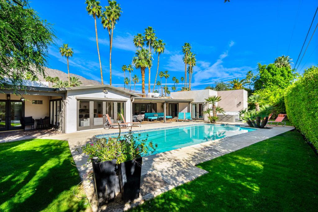 1090 S Calle De Maria Palm Springs Ca Us 92264 219154011ps