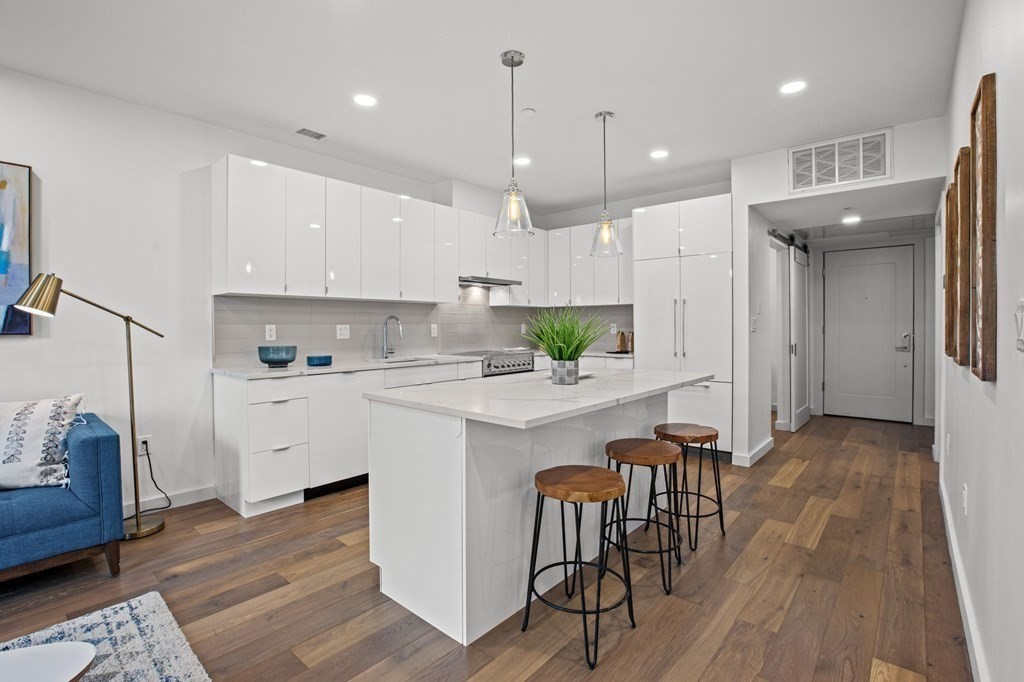 97 Elmwood Street # 207