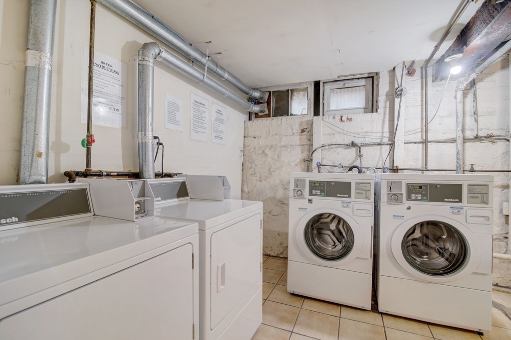 8 Walnut St # 7