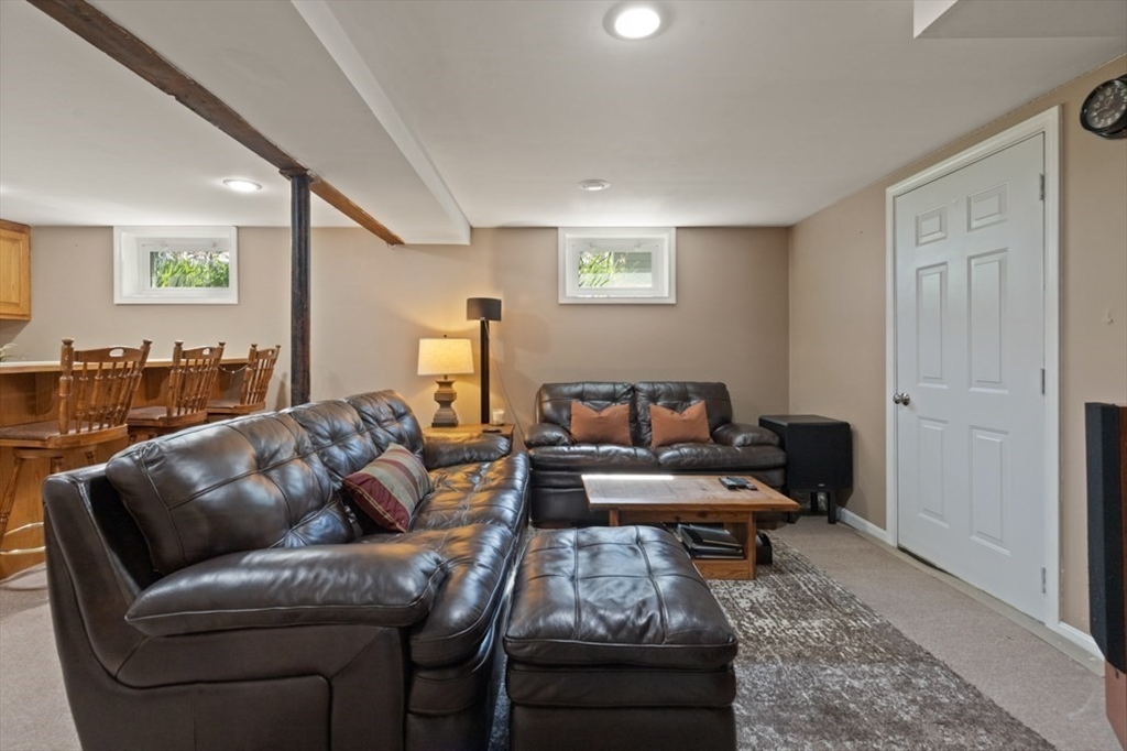 9 Palmer Ave