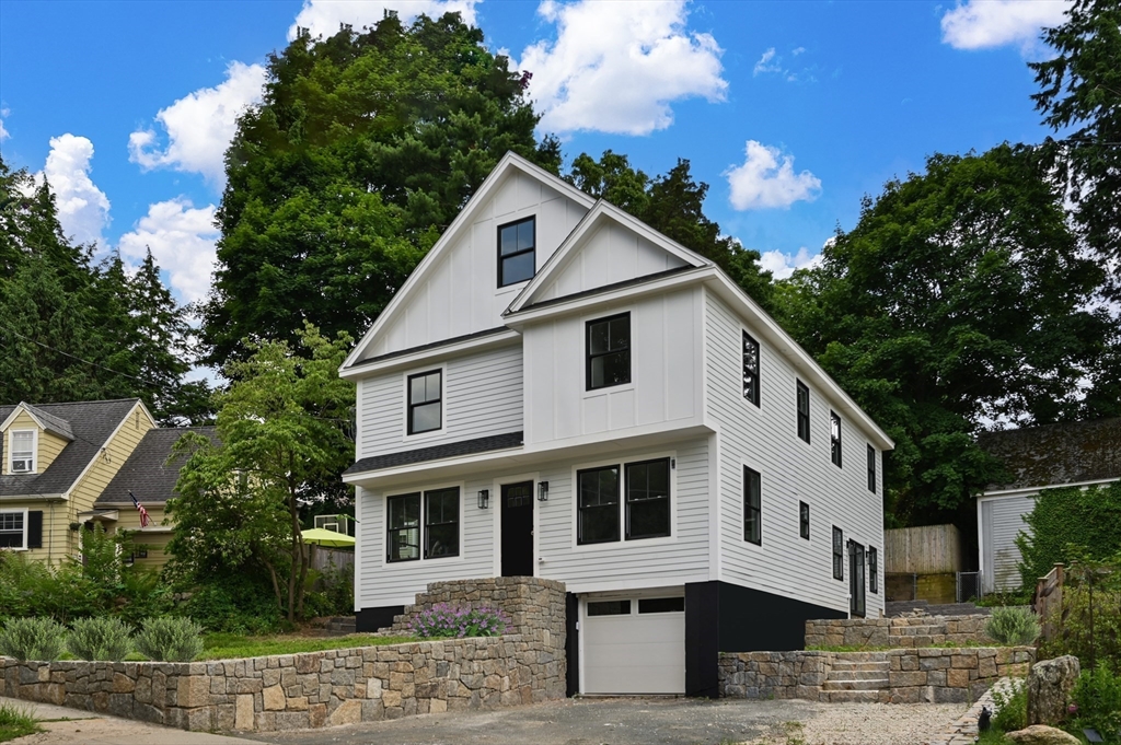 25 Englewood Rd