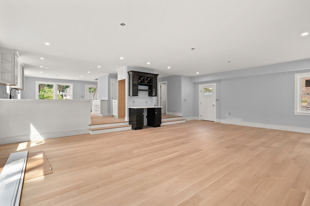 25 Englewood Rd