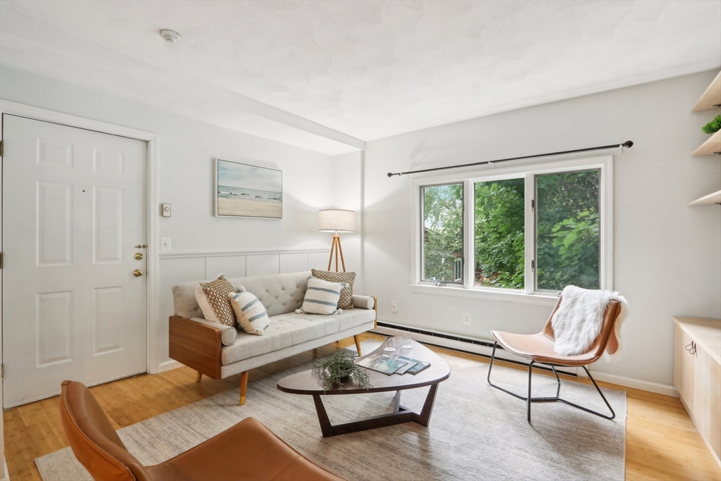 28 Claremont Ter # 3
