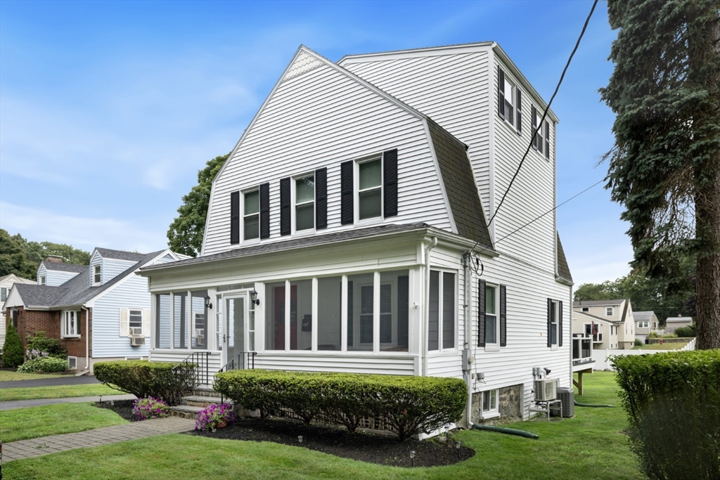 25 Herbert Ave