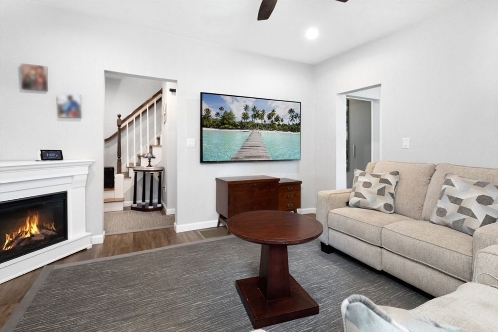 25 Herbert Ave
