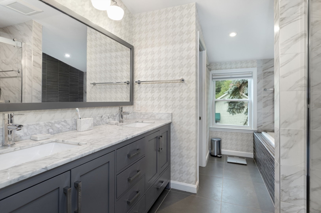 25 Herbert Ave