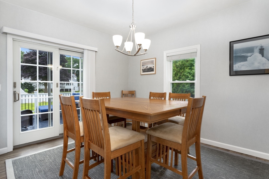 25 Herbert Ave