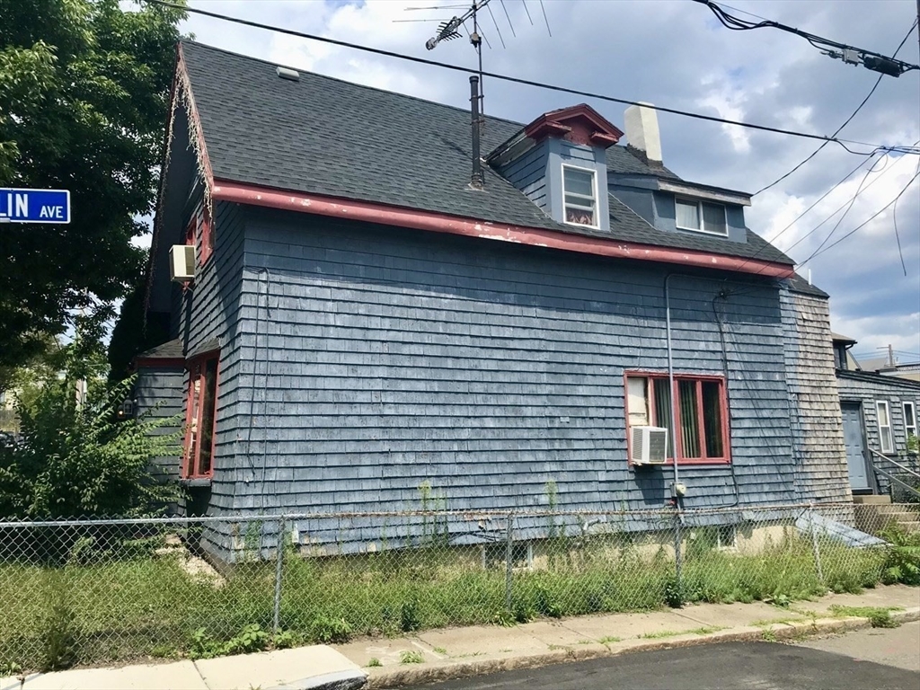 60 Franklin St