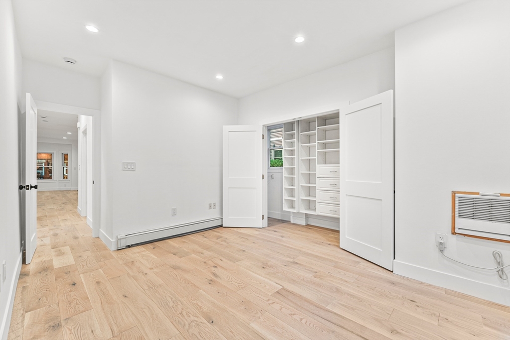 11 Chandler St # 1