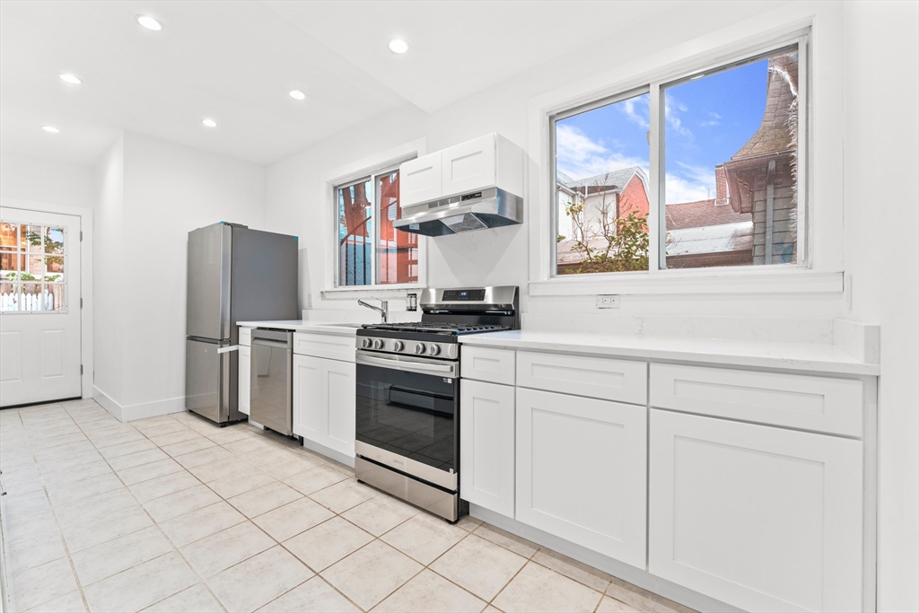 11 Chandler St # 1
