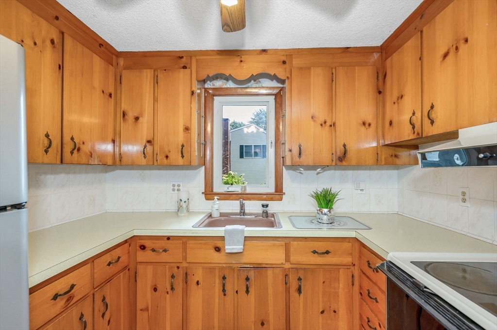 18 Spruce St