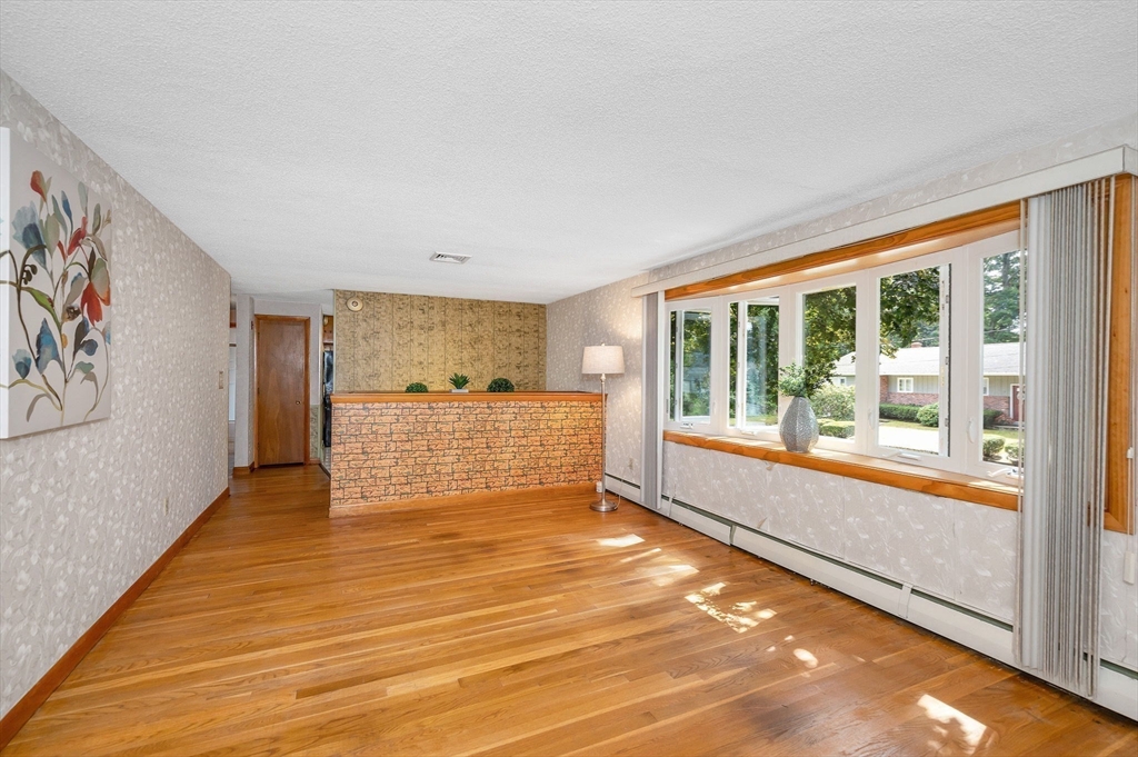 18 Spruce St