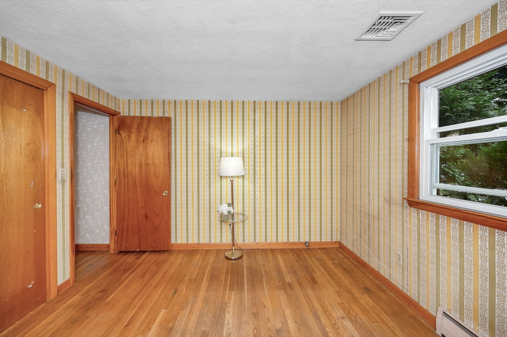 18 Spruce St