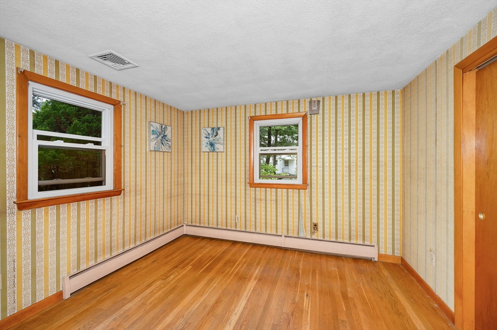 18 Spruce St