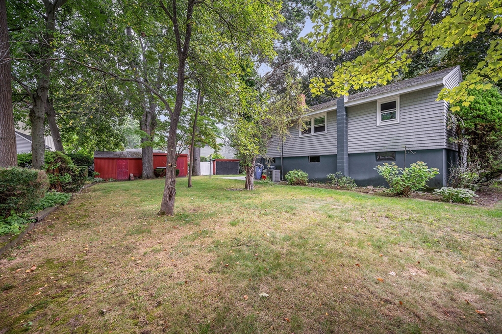 18 Spruce St