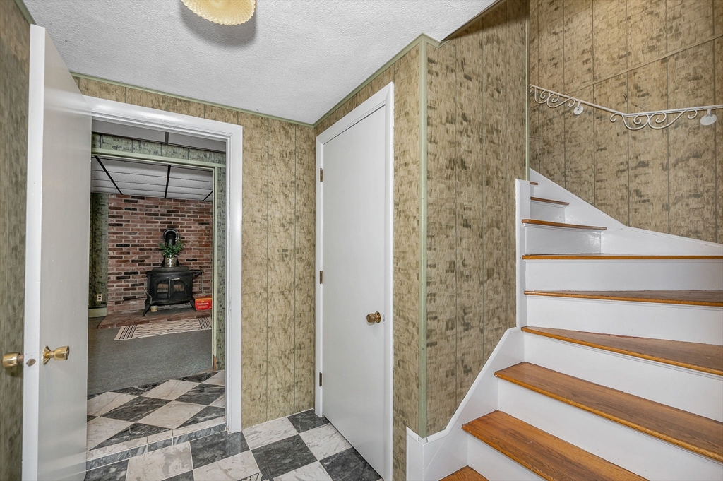 18 Spruce St