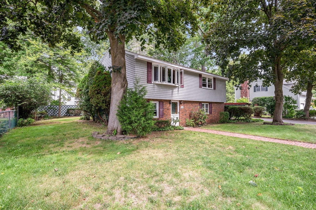 18 Spruce St