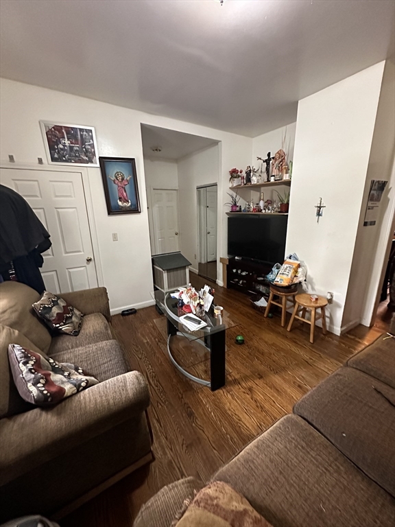 57 Mansfield St
