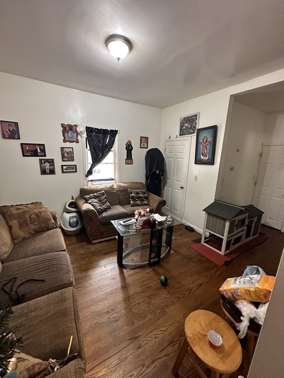 57 Mansfield St