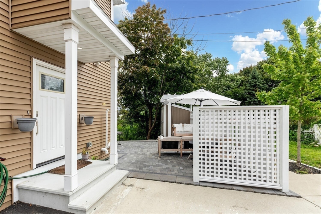 3 Burnham St # 1