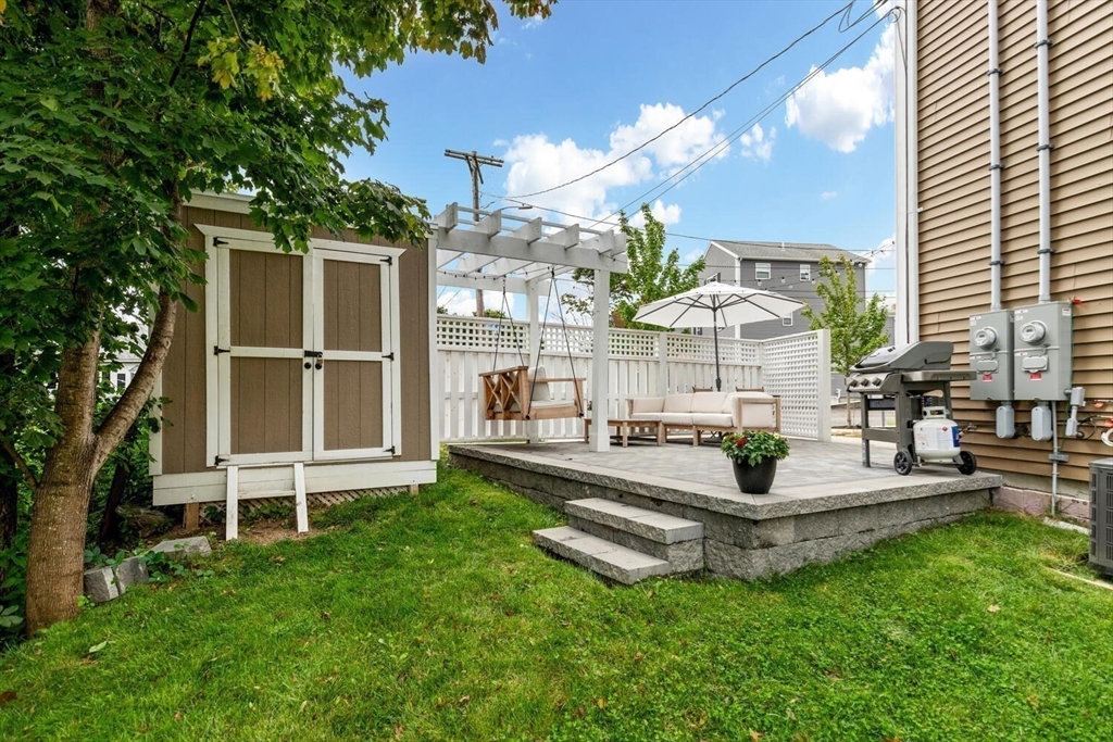 3 Burnham St # 1