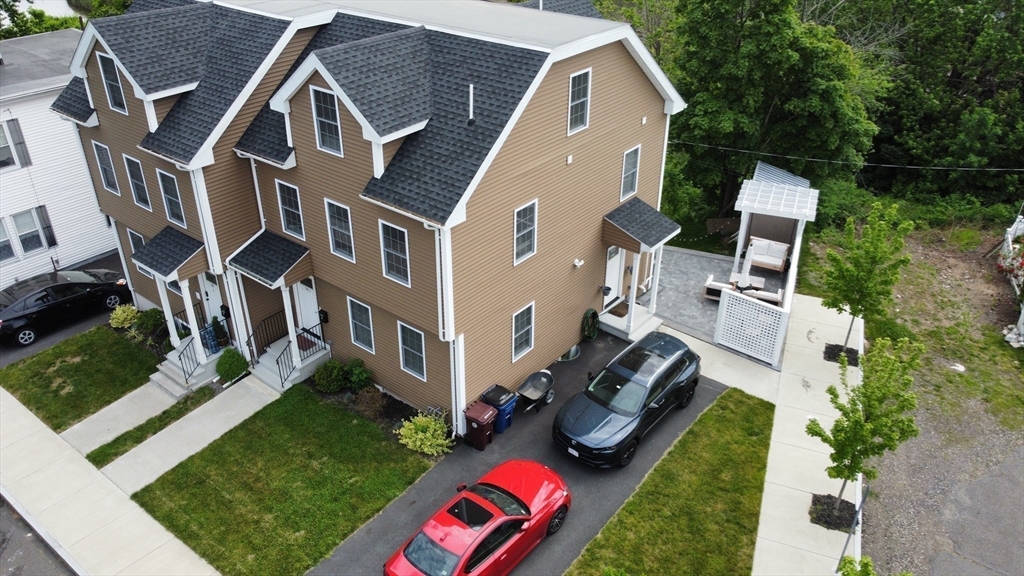 3 Burnham St # 1