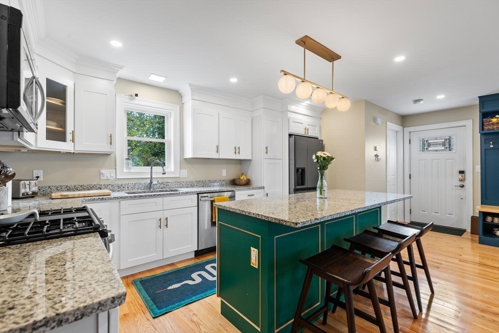 3 Burnham St # 1
