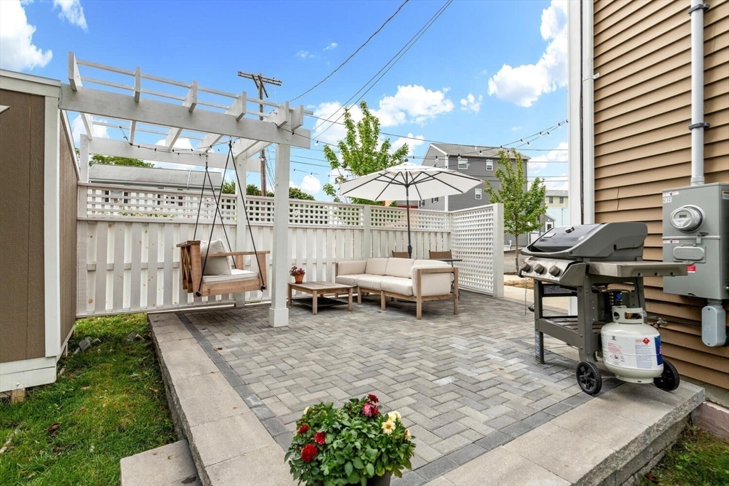 3 Burnham St # 1