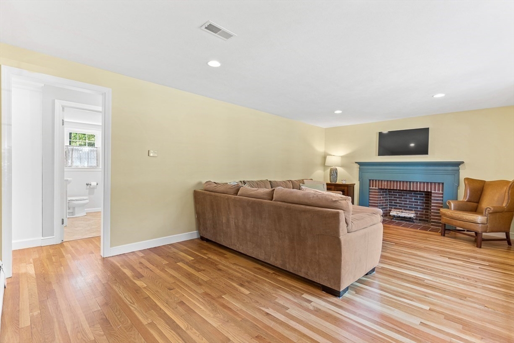 37 Gregory Rd