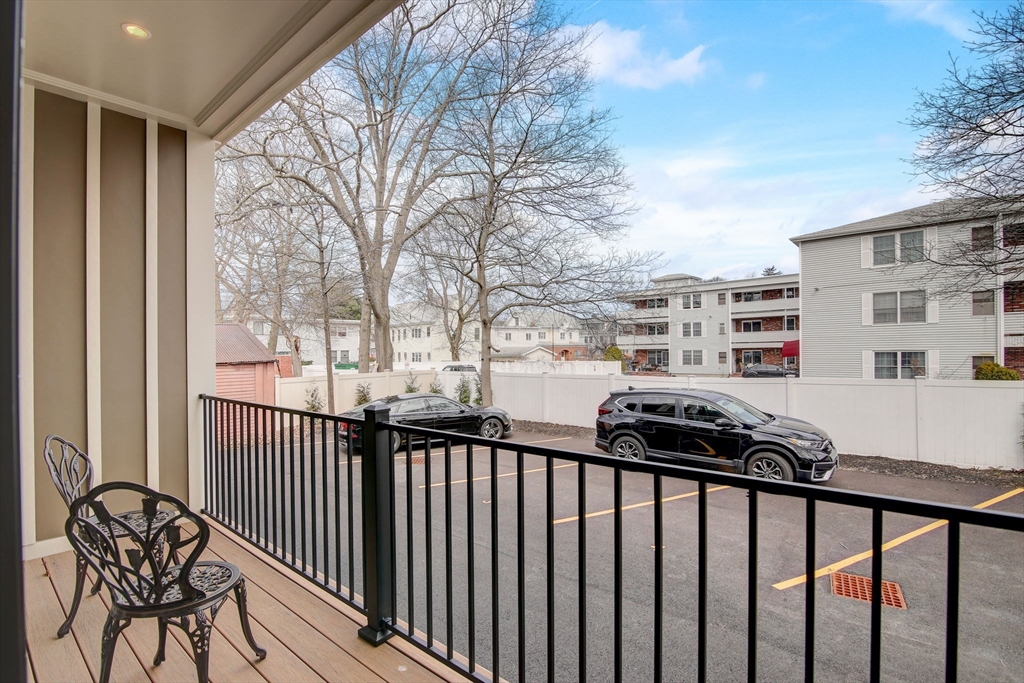 27 Emerson Street # 27