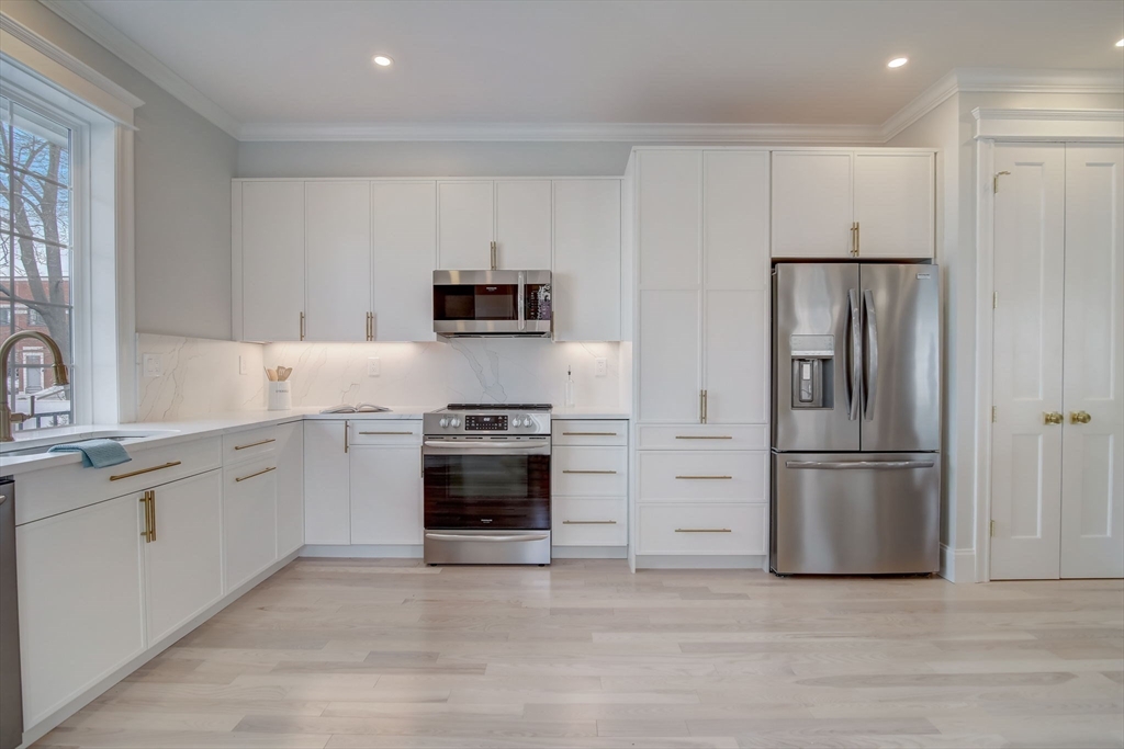 27 Emerson Street # 27