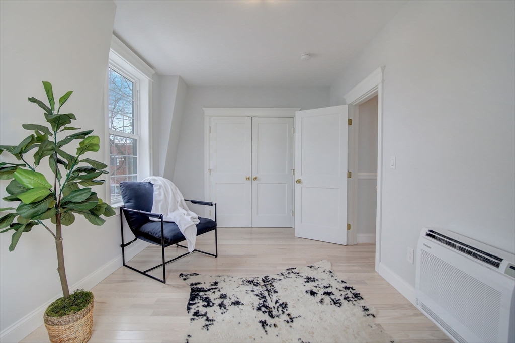 27 Emerson Street # 27
