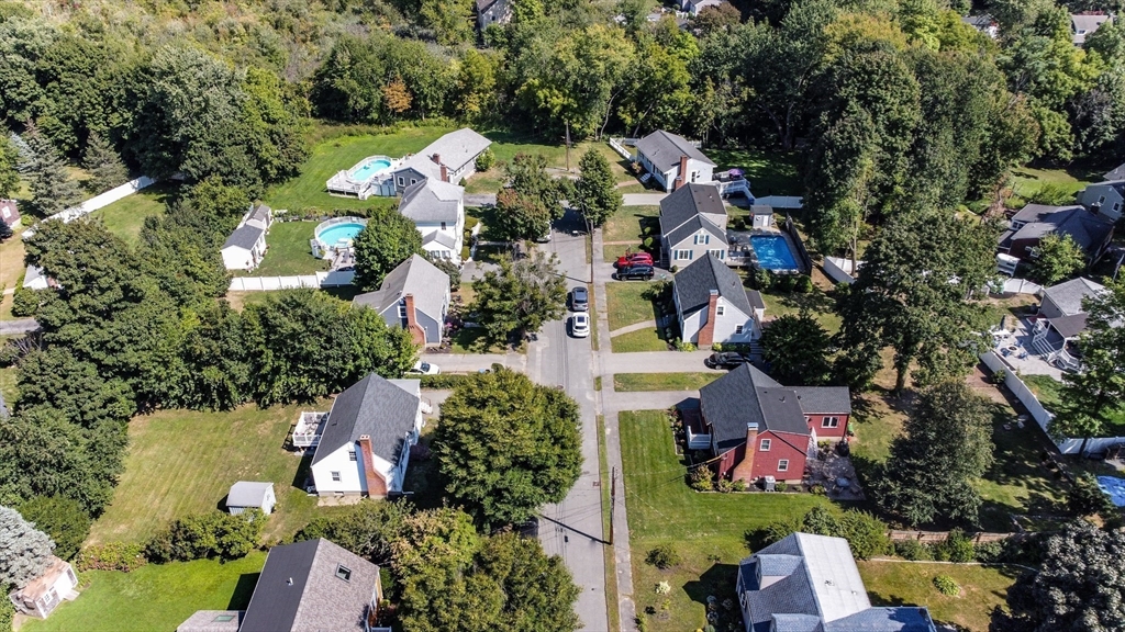 23 Thistledale Rd