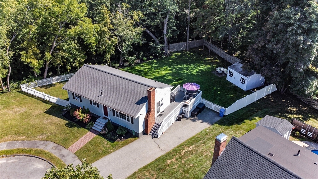 23 Thistledale Rd