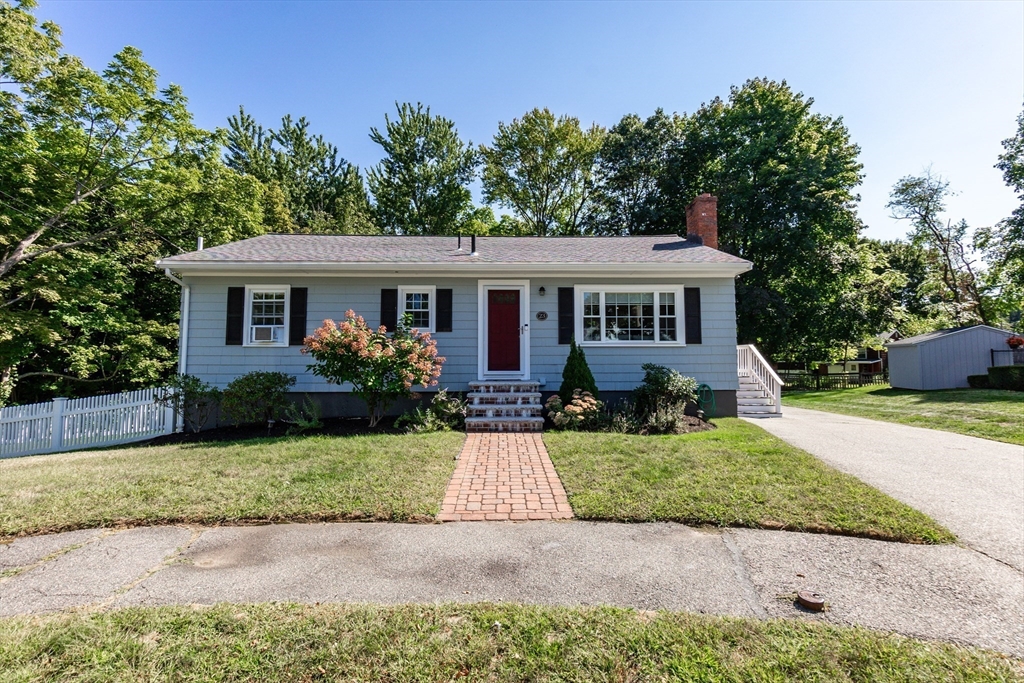 23 Thistledale Rd
