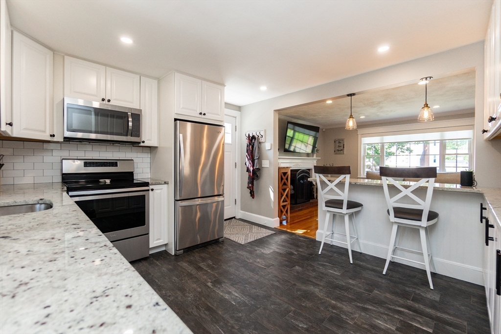 23 Thistledale Rd