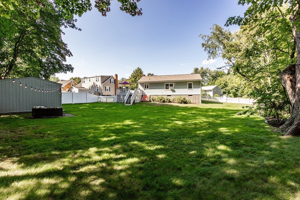 23 Thistledale Rd