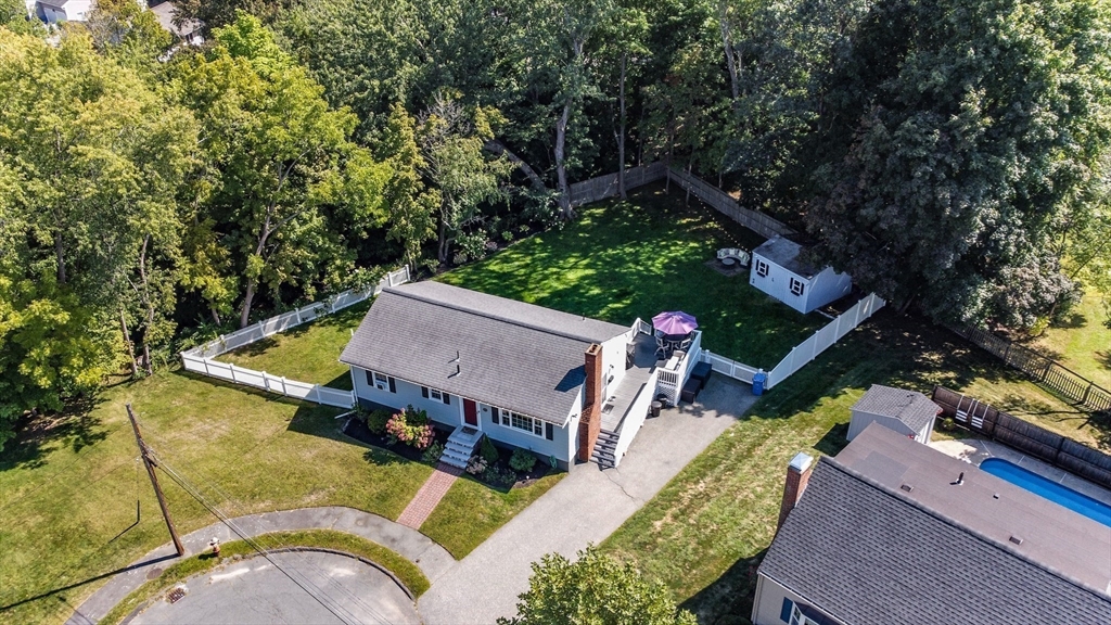 23 Thistledale Rd